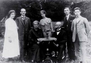 В. Хиннер и его семья